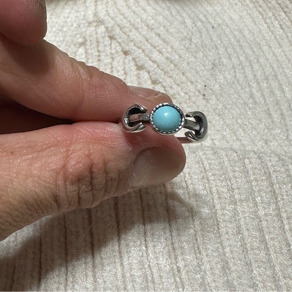 Turquoise silver ring - Picture 3 of 3